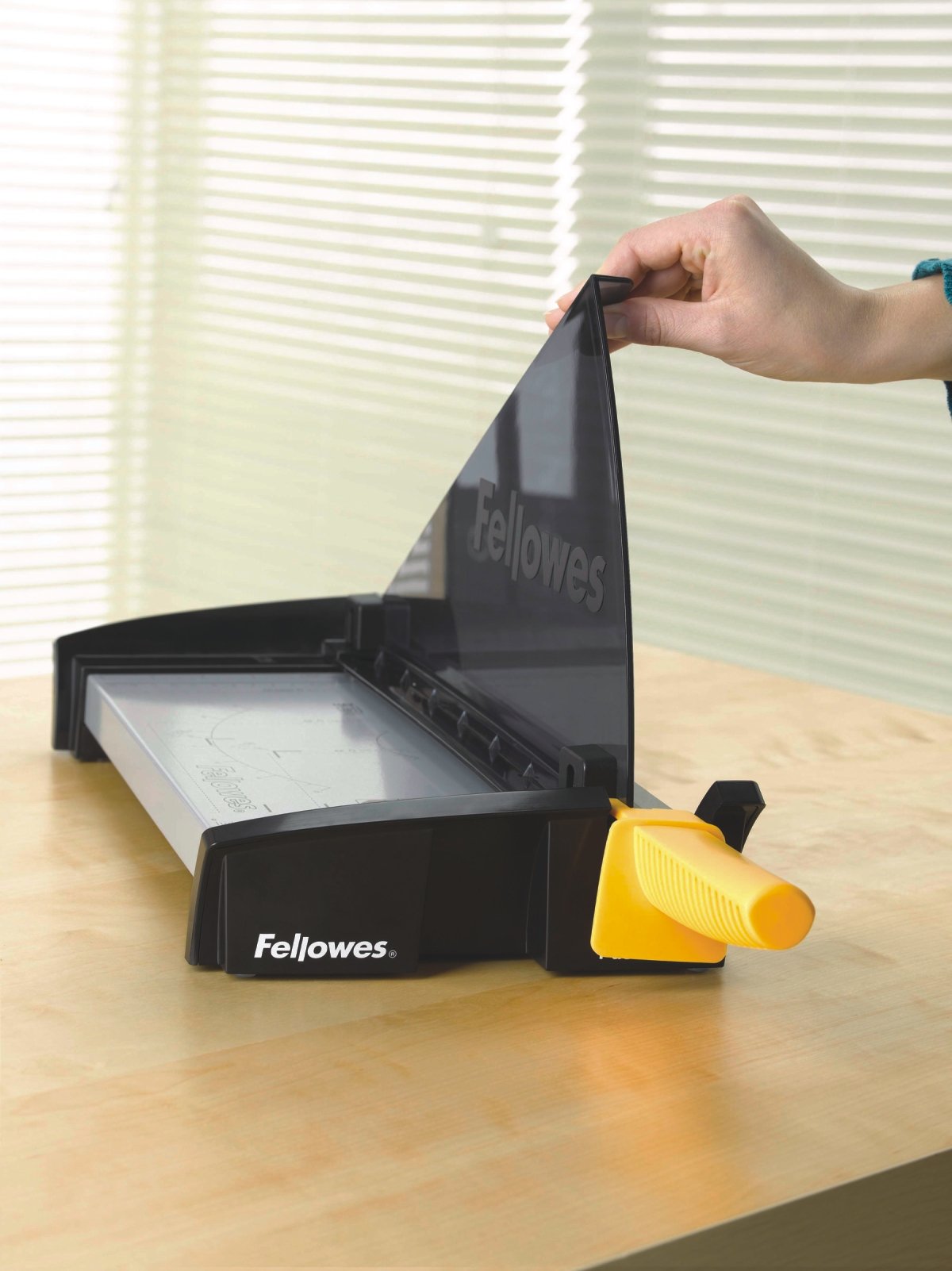 fellowes-fusion-a4-papierschneidemaschine-10-blatt-safecut image 6