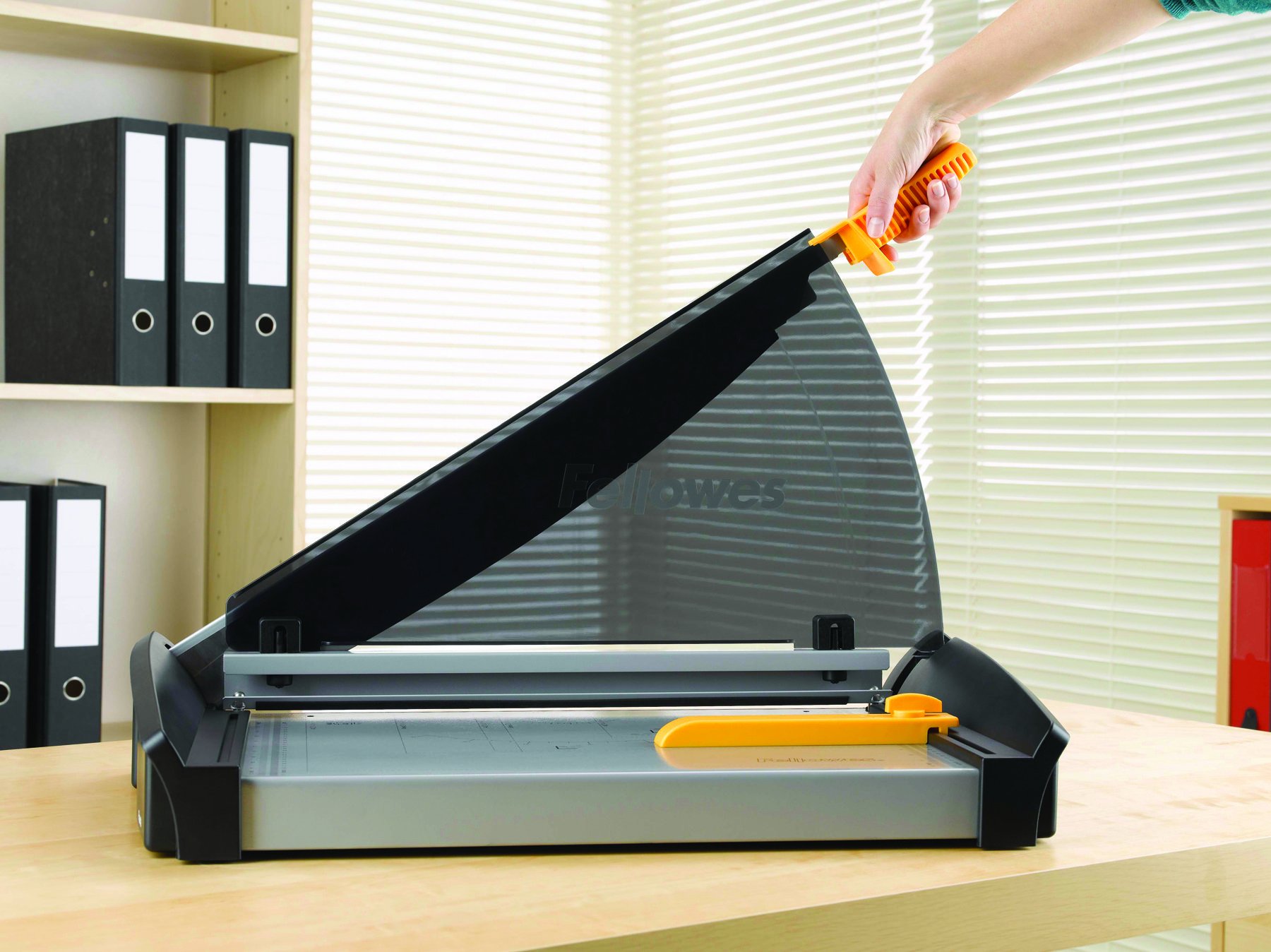 fellowes-plasma-hebelschneidemaschine-a3-40-blatt-schwarz image 7