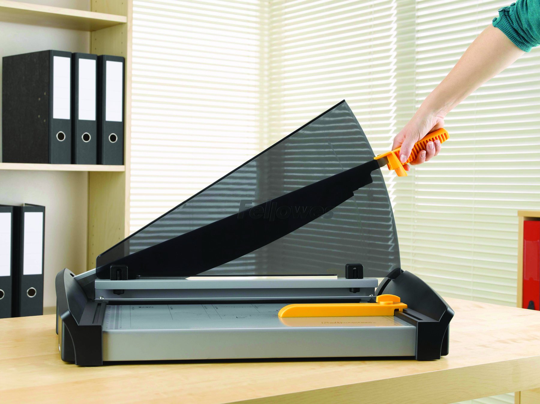 fellowes-plasma-hebelschneidemaschine-a3-40-blatt-schwarz image 8