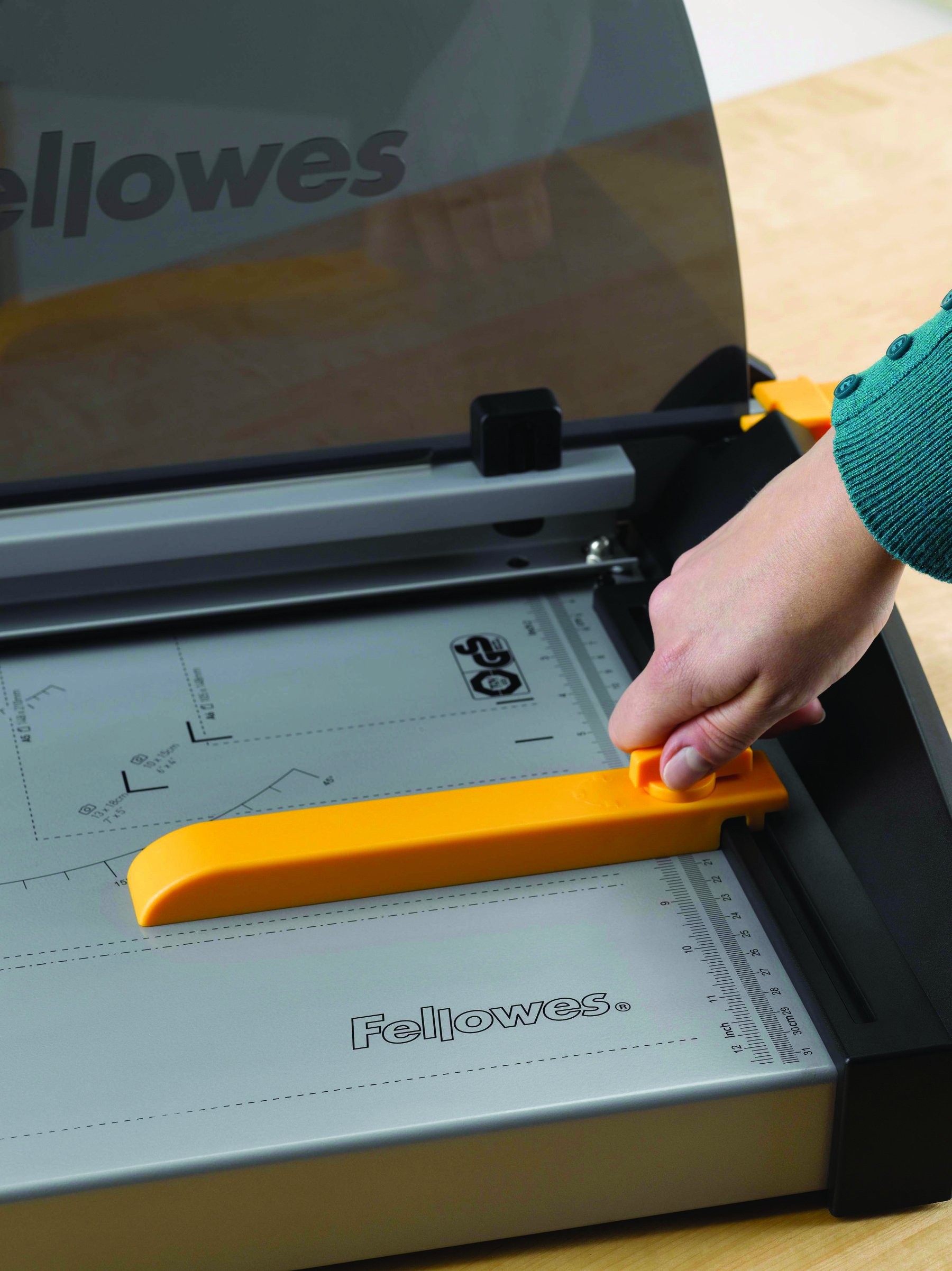 fellowes-plasma-hebelschneidemaschine-a3-40-blatt-schwarz image 6